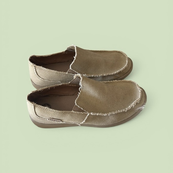 CROCS Men\'s Frayed Edge Slip-On Loafers in Beige main image 4
